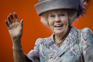 Princes Beatrix Woont De 75 Jarige Herdenking Bij